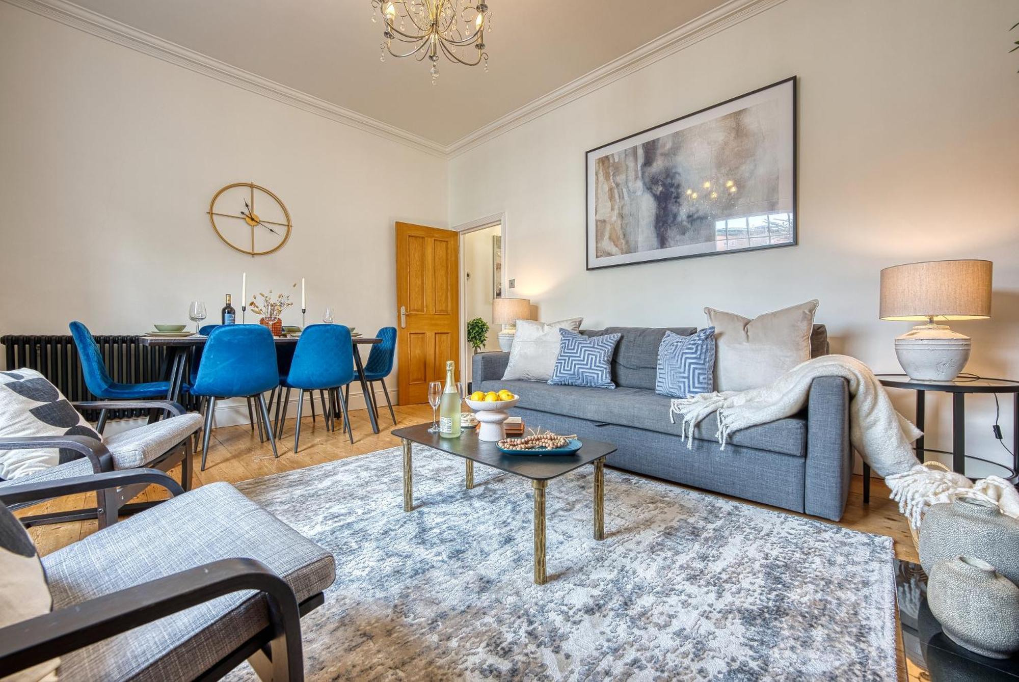 2 Bed Stunning Chic Modern Spacious Apt, Ocean Village, Southampton - Plenty Of Parking - By Blue Puffin Stays Bagian luar foto